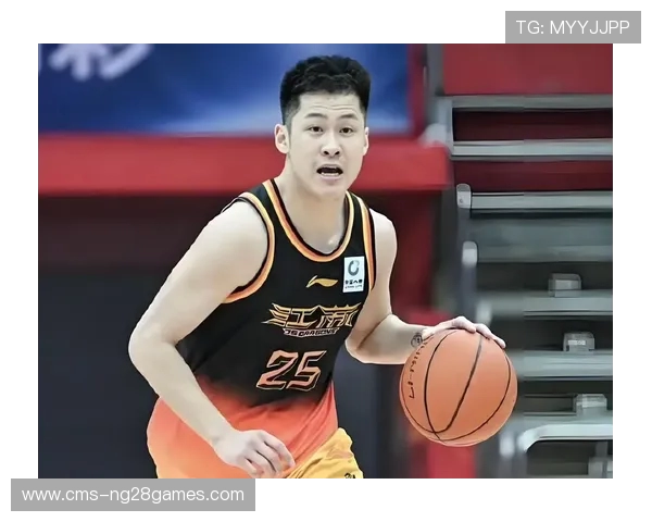 江苏男篮宣布崔晓龙转会上海刘正清加盟并送出次轮30号签 江苏男篮宣布崔晓龙转会上海刘正清加盟并送出次轮30号签
